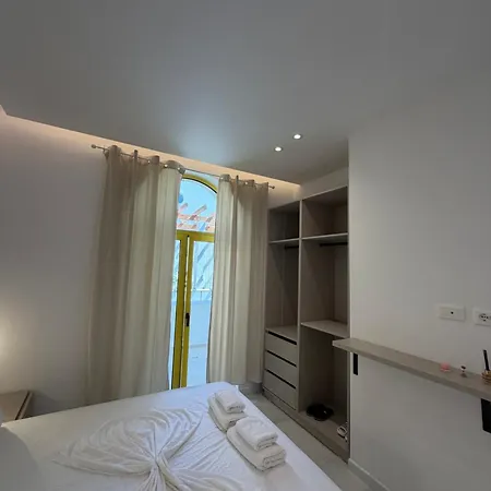 Casablanca 2 Bedrooms * Dhërmi